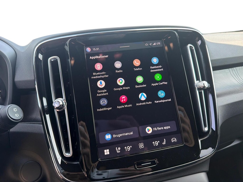 Volvo XC40 P6 Recharge Plus 231HK 5d Aut. - Image 23