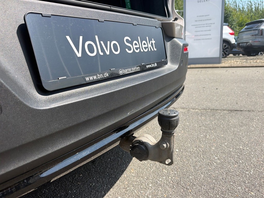Volvo XC40 P6 Recharge Plus 231HK 5d Aut. - Image 26