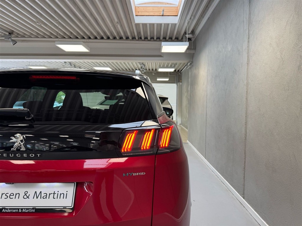 Peugeot 3008 1,6 PureTech Plugin-hybrid First Selection EAT8 225HK 5d 8g Aut. - Image 8