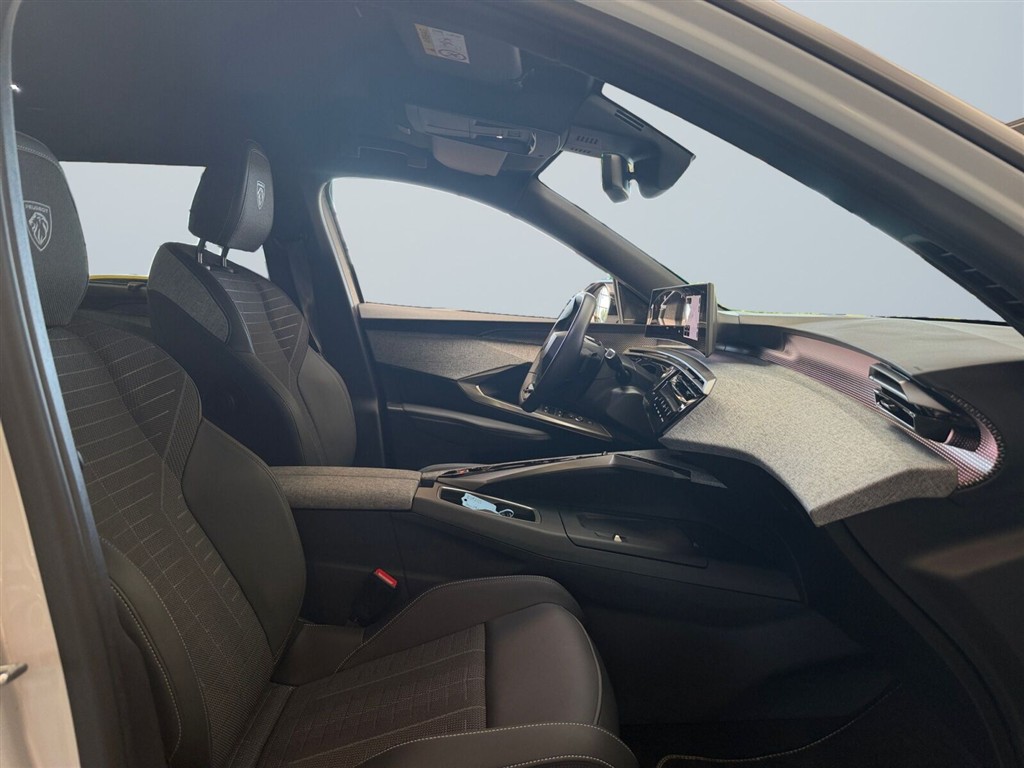 Peugeot e-5008 EL GT 210HK 5d Aut. - Image 15