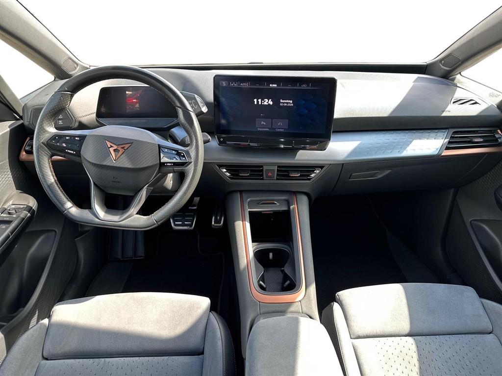 Cupra Born EL Dinamica 231HK 5d Aut. - Image 4