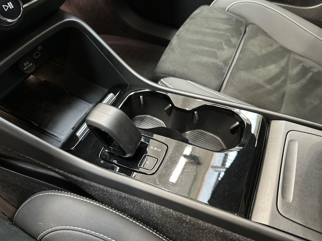 Volvo XC40 P6 Recharge Ultimate 231HK 5d Aut. - Image 15
