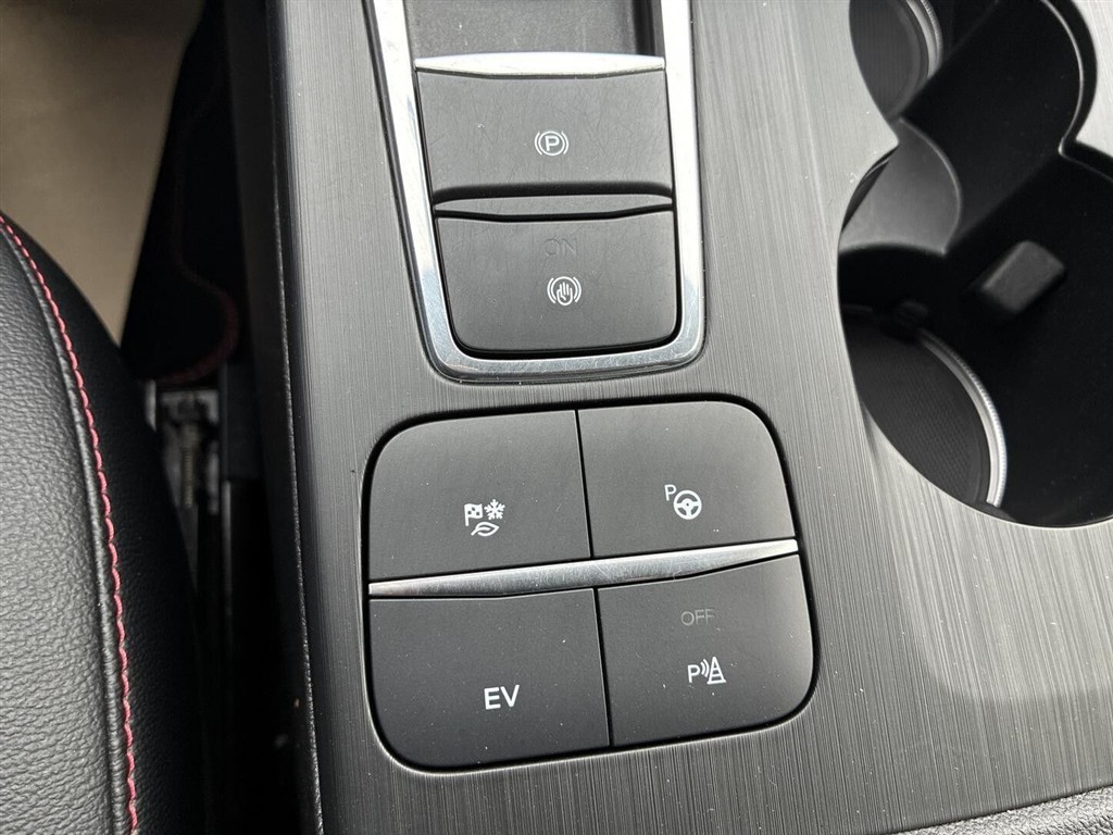 Ford Kuga 2,5 Plugin-hybrid ST-Line X CVT 225HK 5d Trinl. Gear - Image 17