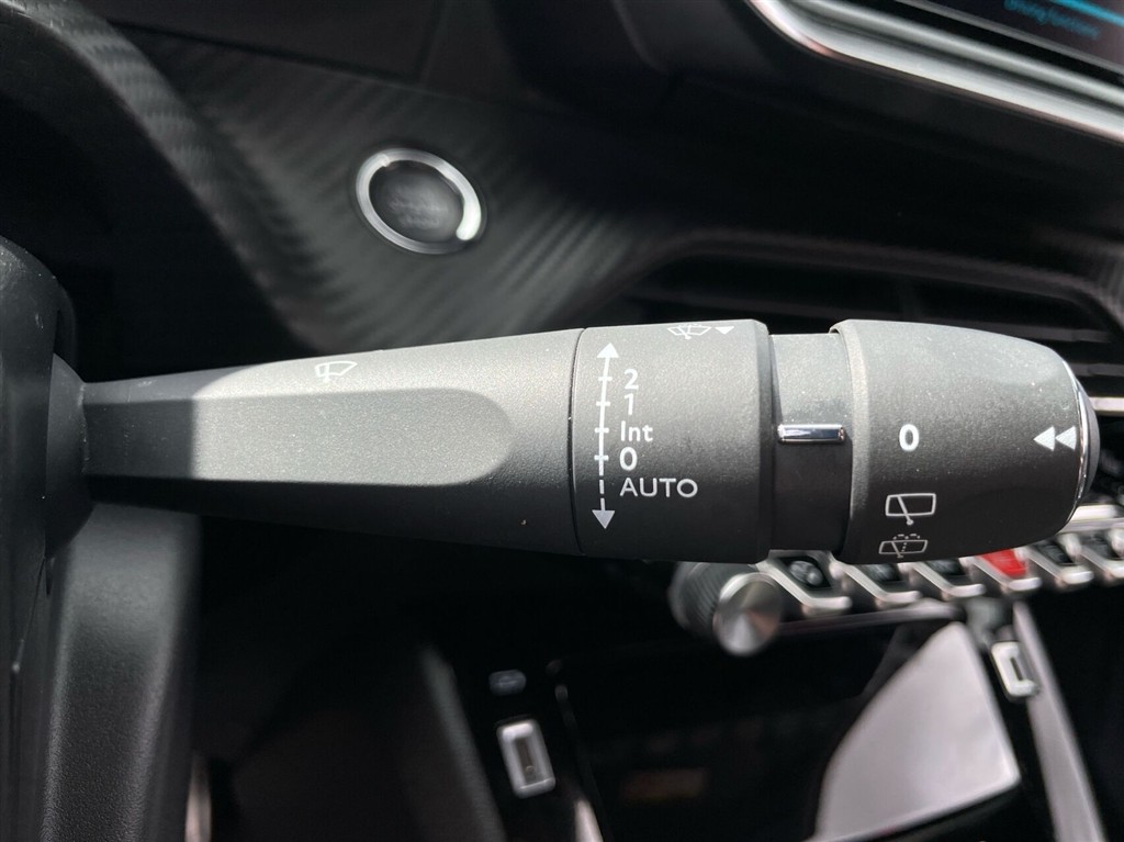 Peugeot e-2008 EL GT Premium 136HK 5d Aut. - Image 15