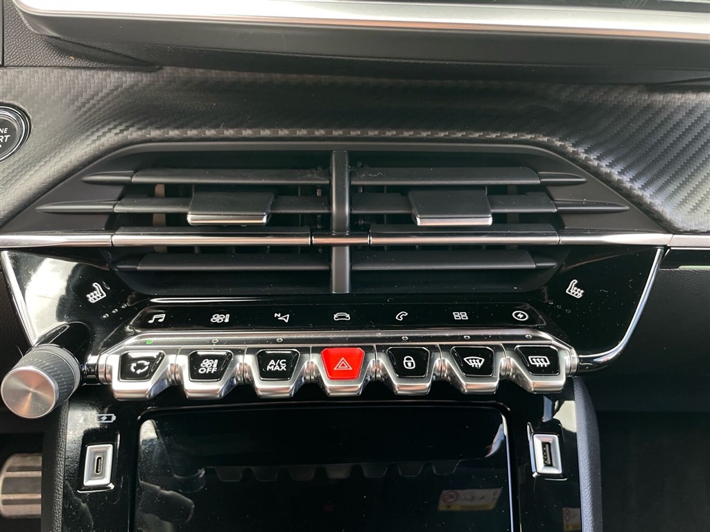 Peugeot e-2008 EL GT Premium 136HK 5d Aut. - Image 18
