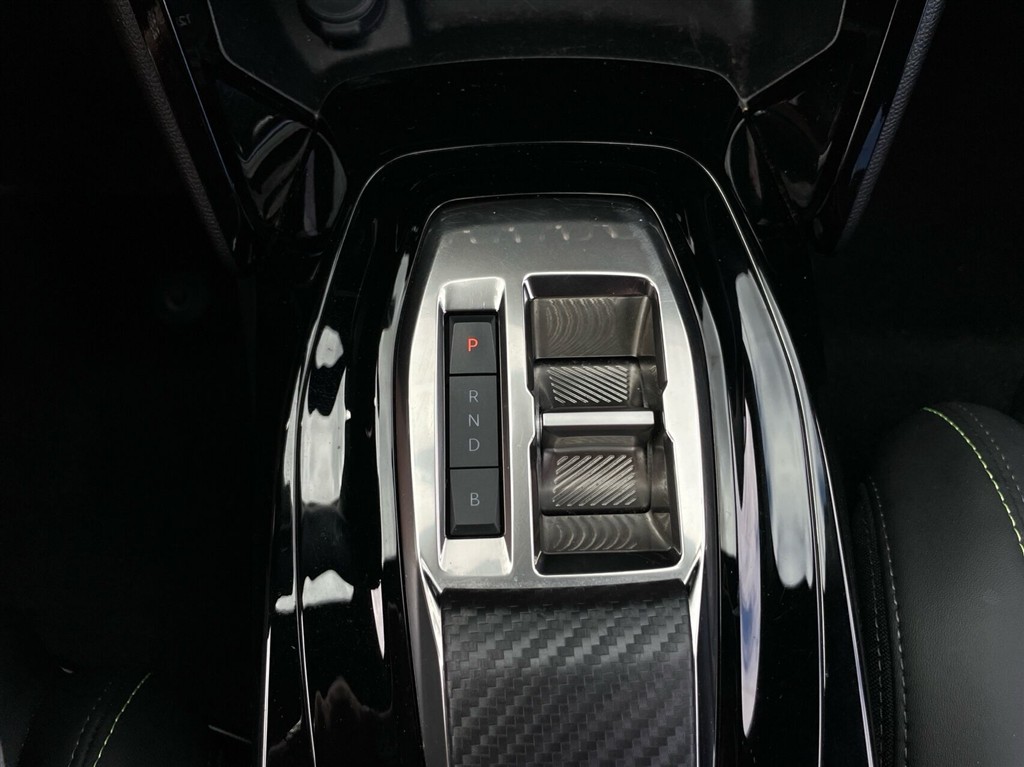 Peugeot e-2008 EL GT Premium 136HK 5d Aut. - Image 21