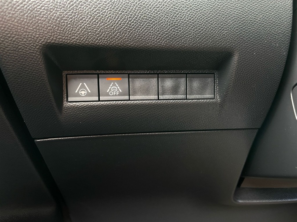 Peugeot e-2008 EL GT Premium 136HK 5d Aut. - Image 23