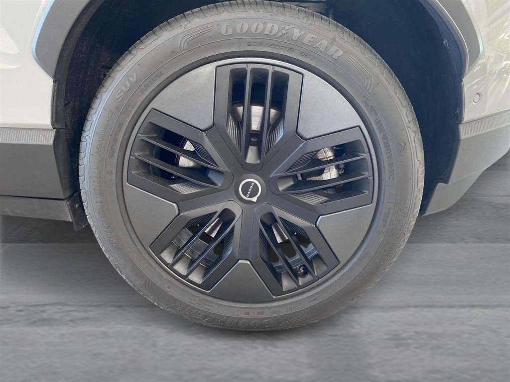 Volvo EX30 Cross Country P8 Twin Motor Performance Ultra AWD 428HK 5d Aut. - Image 10