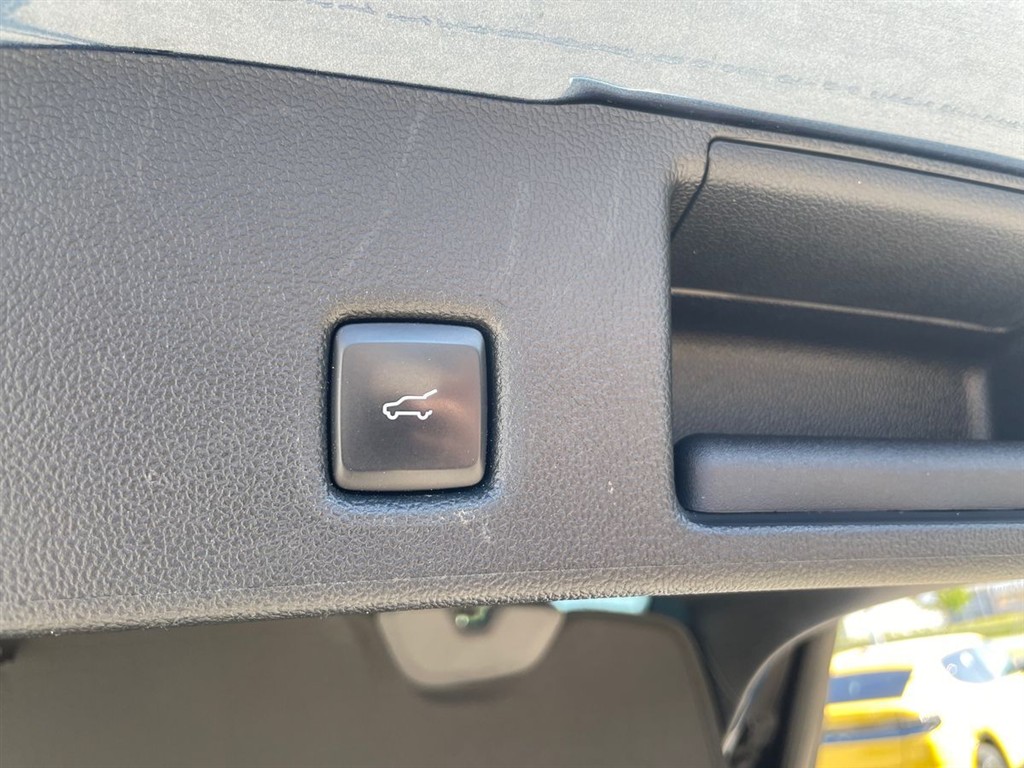 Ford Kuga 2,5 Plugin-hybrid ST-Line X CVT 225HK 5d Trinl. Gear - Image 18