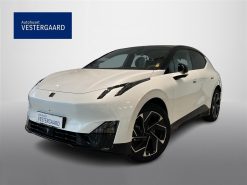 Lynk & Co 02 EL More 272HK 5d 7g Aut.