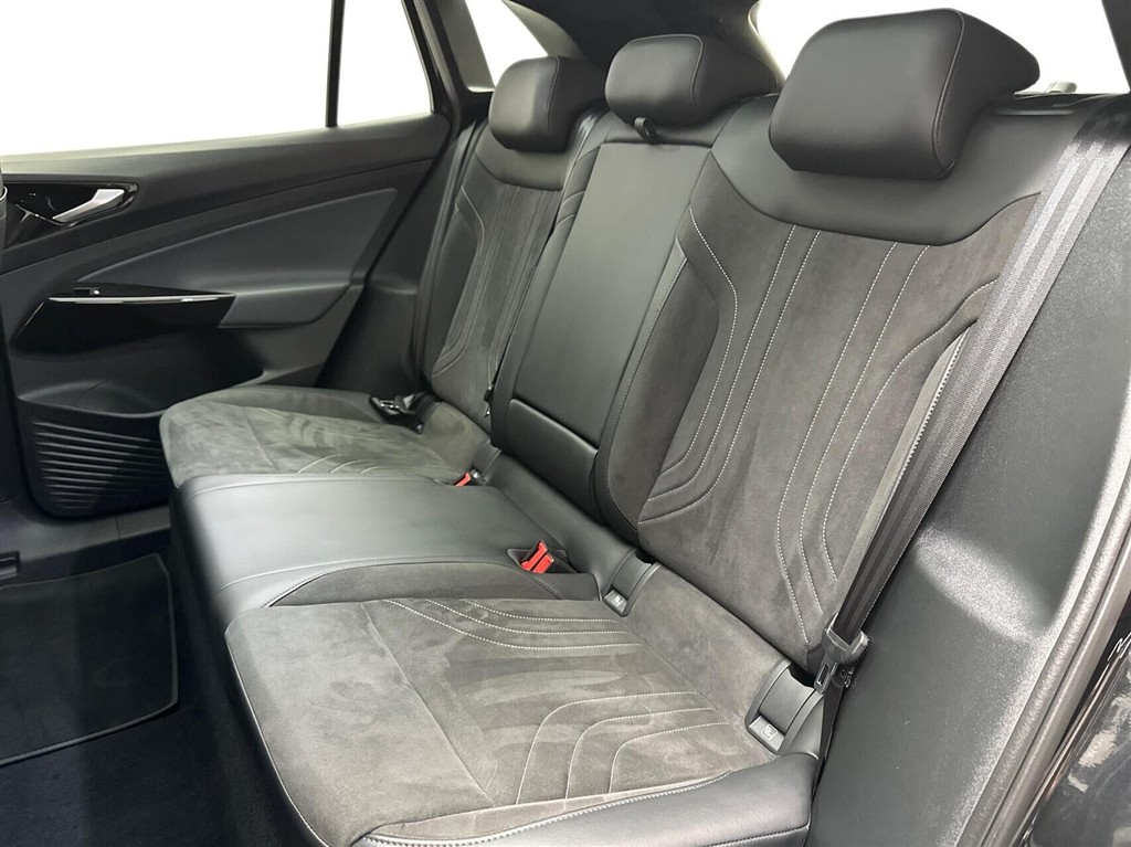 VW ID.4 EL Pro Performance 4Motion 265HK 5d Aut. - Image 13