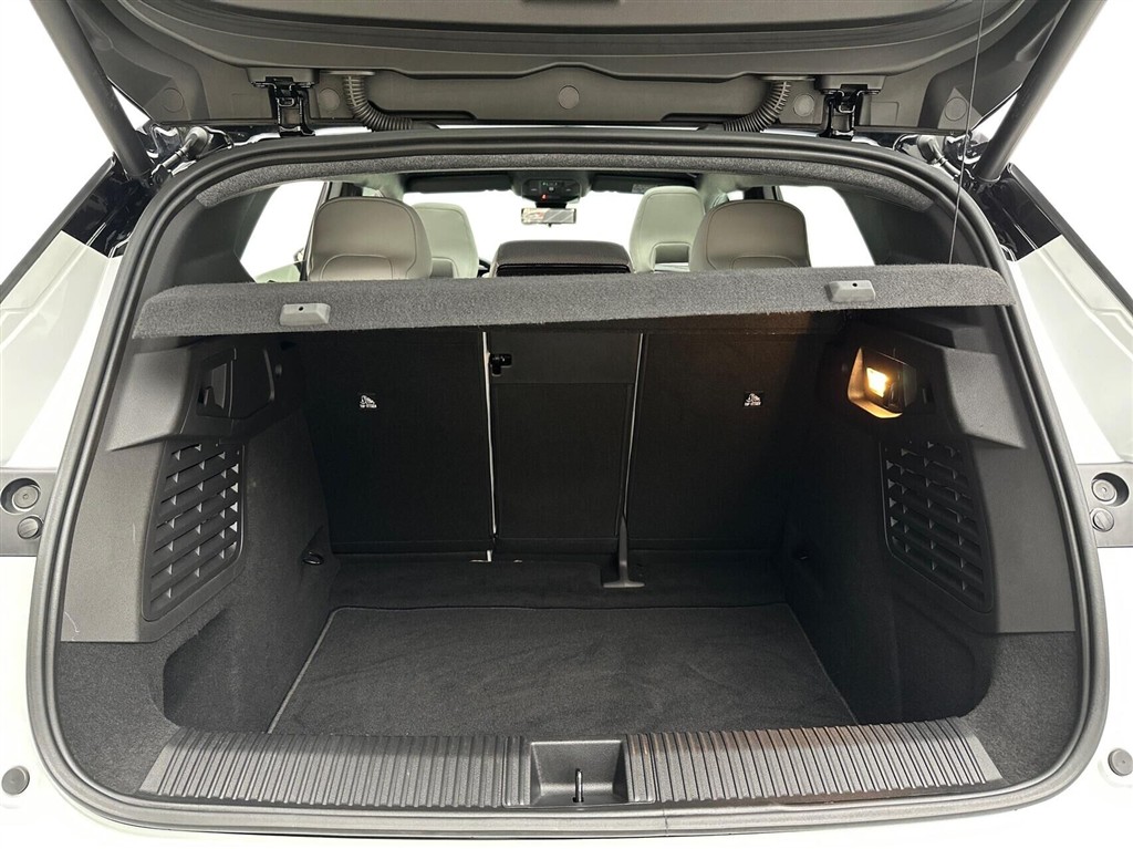 Renault Scénic E-TECH Iconic 220HK Aut. - Image 14