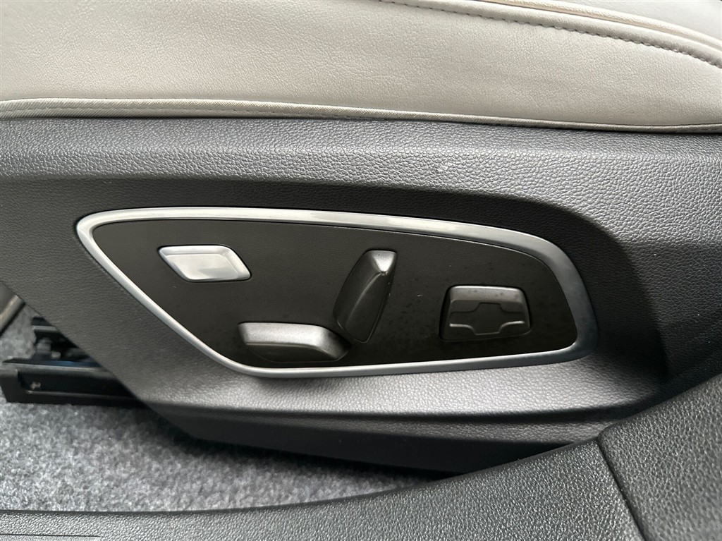Renault Scénic E-TECH Iconic 220HK Aut. - Image 20