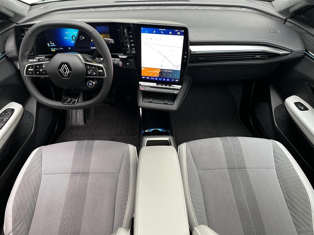 Renault Scénic E-TECH Iconic 220HK Aut. - Image 5