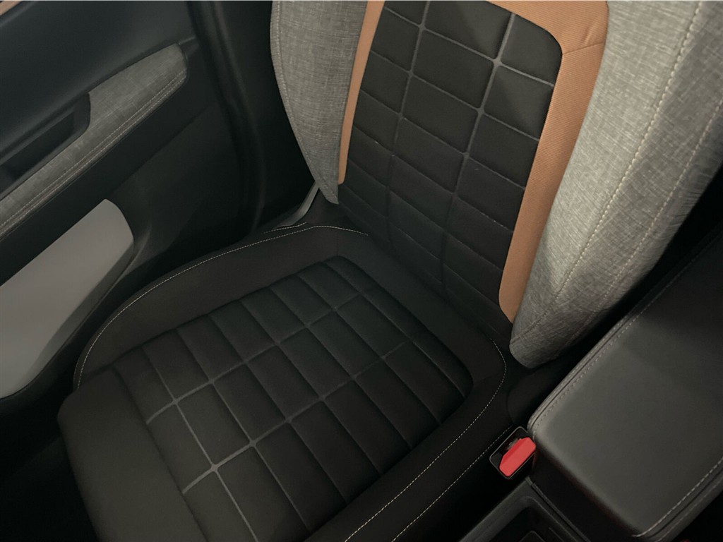 Citroën e-C3 Aircross EL Plus 113HK 5d Aut. - Image 11