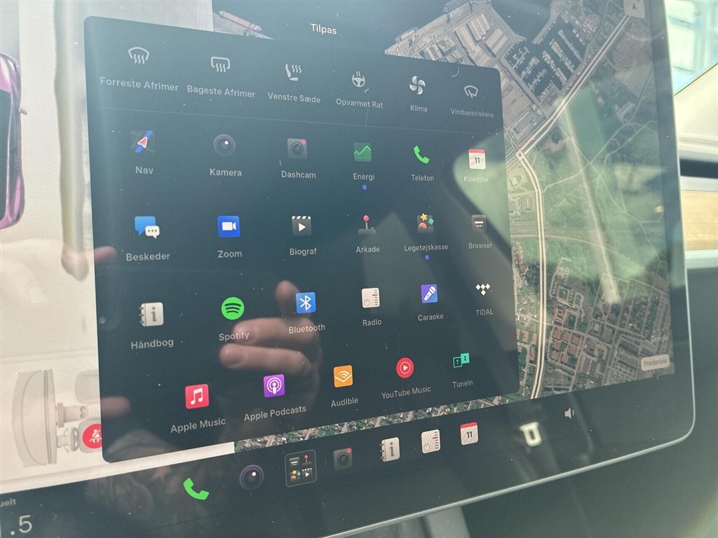 Tesla Model Y EL Long Range AWD 514HK 5d Aut. - Image 16