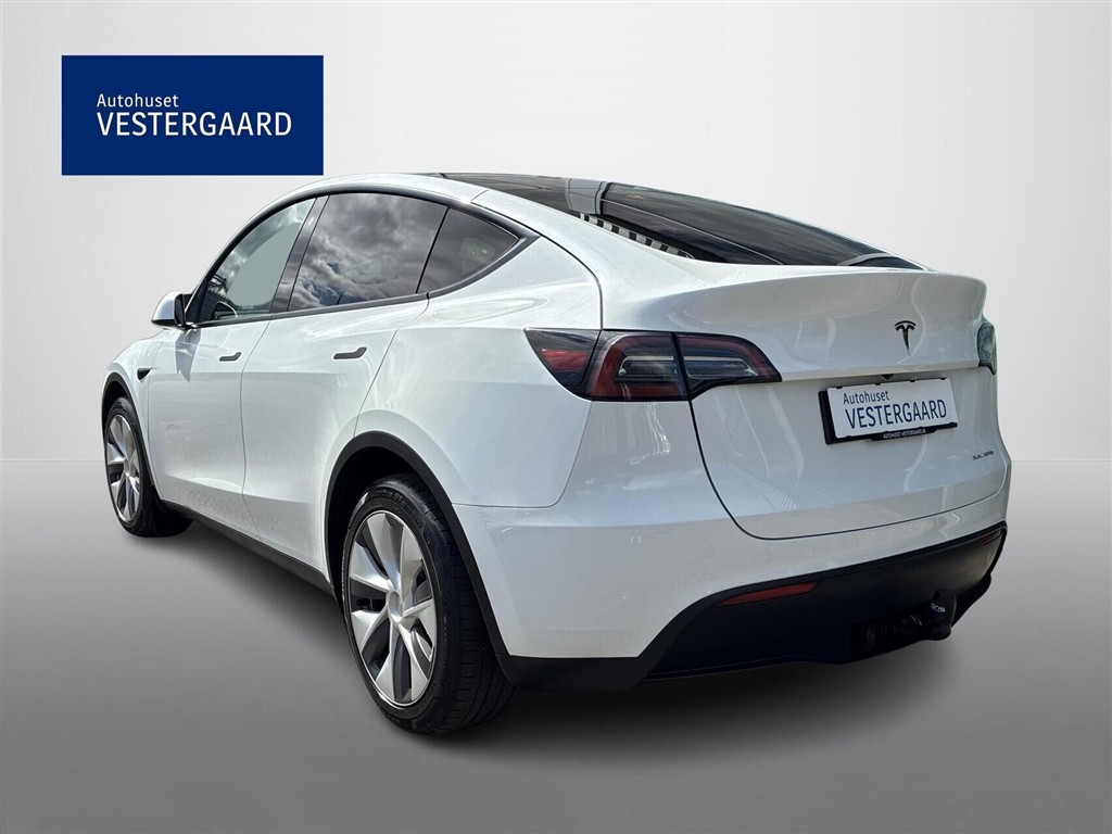 Tesla Model Y EL Long Range AWD 514HK 5d Aut. - Image 3