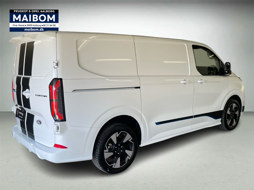 Ford E-Transit Custom 320 L1H1 EL Sport 218HK Van Aut. - Image 8