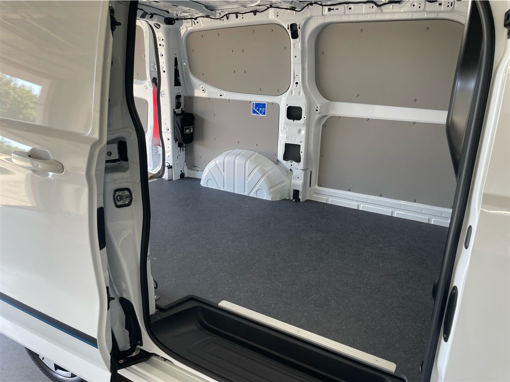 Ford E-Transit Custom 320 L1H1 EL Sport 218HK Van Aut. - Image 12