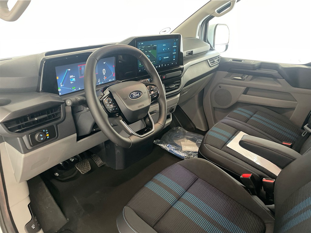 Ford E-Transit Custom 320 L1H1 EL Sport 218HK Van Aut. - Image 16
