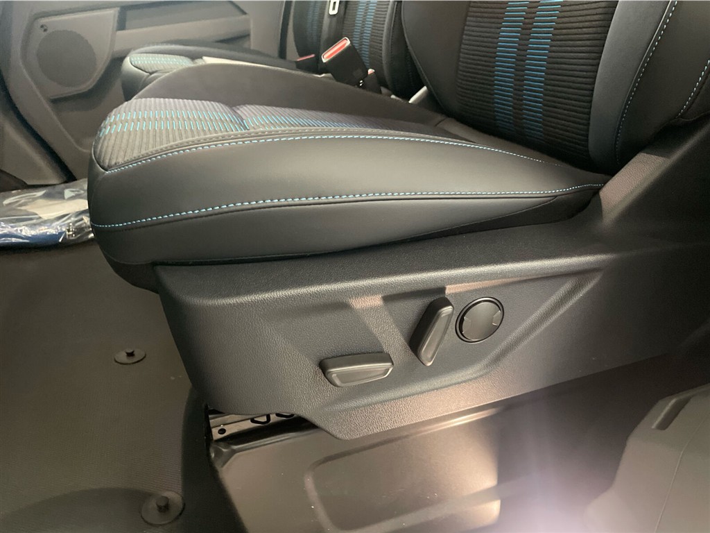 Ford E-Transit Custom 320 L1H1 EL Sport 218HK Van Aut. - Image 20