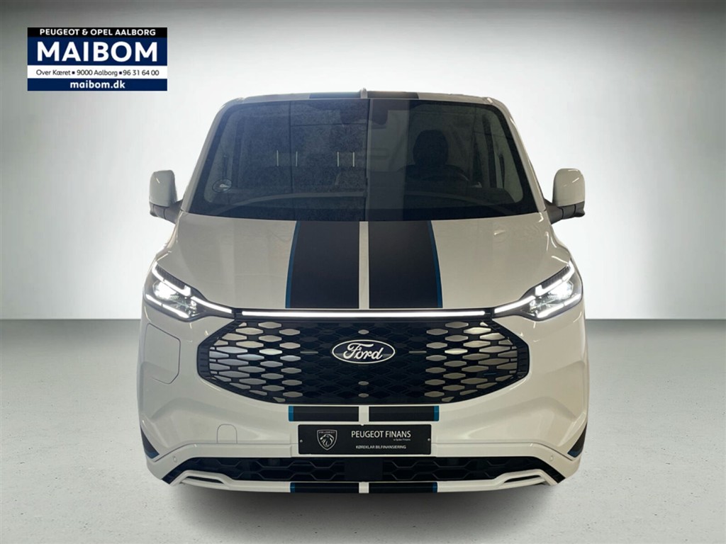 Ford E-Transit Custom 320 L1H1 EL Sport 218HK Van Aut. - Image 4