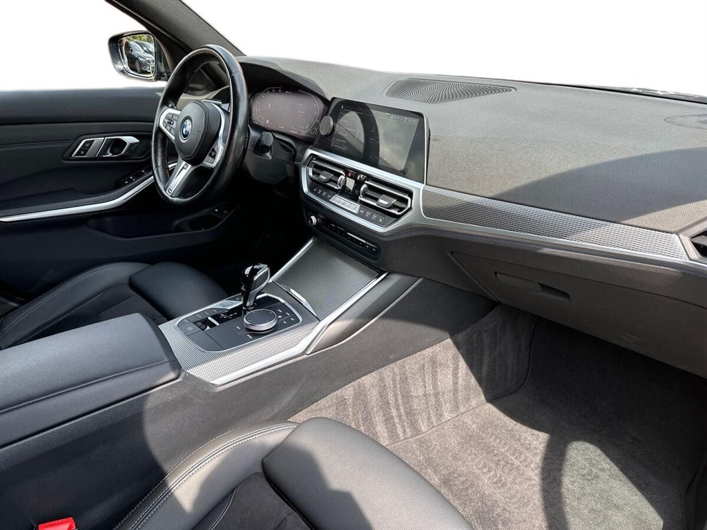 BMW 330e Touring 2,0 Plugin-hybrid M-Sport Steptronic 292HK Stc 8g Aut. - Image 10