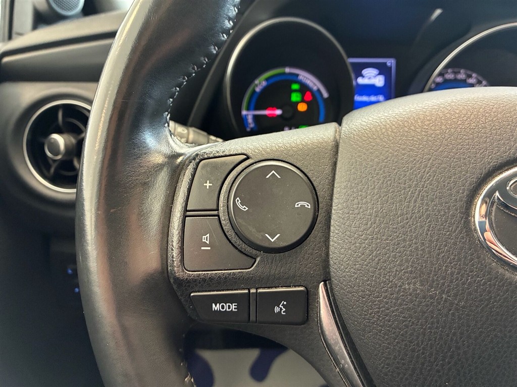 Toyota Auris Touring Sports 1,8 Hybrid H2 Comfort 136HK Stc Aut. - Image 13