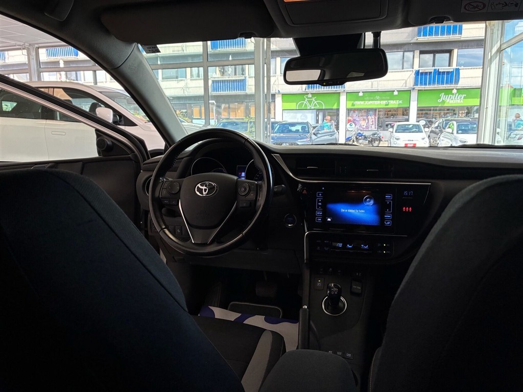 Toyota Auris Touring Sports 1,8 Hybrid H2 Comfort 136HK Stc Aut. - Image 5