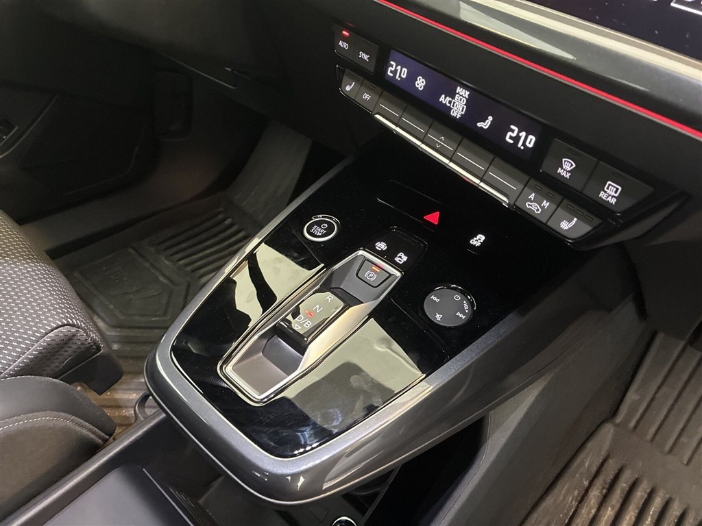 Audi Q4 45 E-tron Ultra 286HK 5d Aut. - Image 18