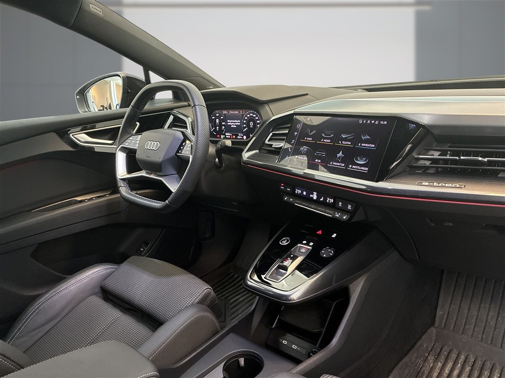 Audi Q4 45 E-tron Ultra 286HK 5d Aut. - Image 3