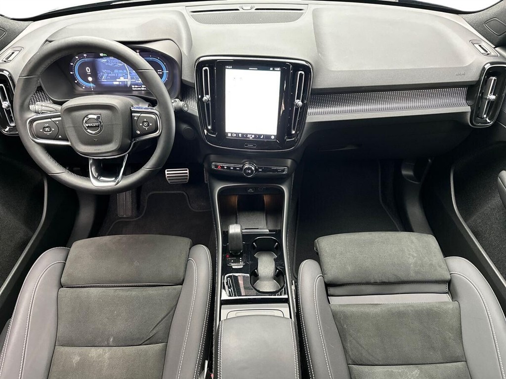 Volvo XC40 P8 Recharge Twin Ultimate AWD 408HK 5d Aut. - Image 6