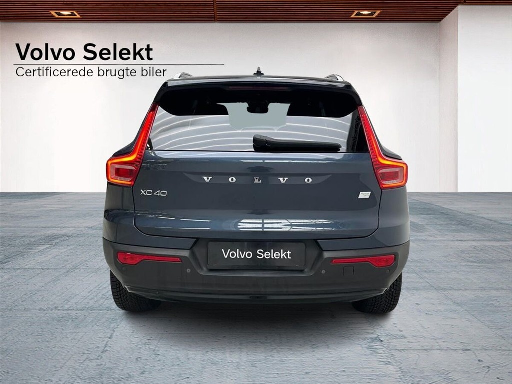 Volvo XC40 P8 Recharge Twin Ultimate AWD 408HK 5d Aut. - Image 8