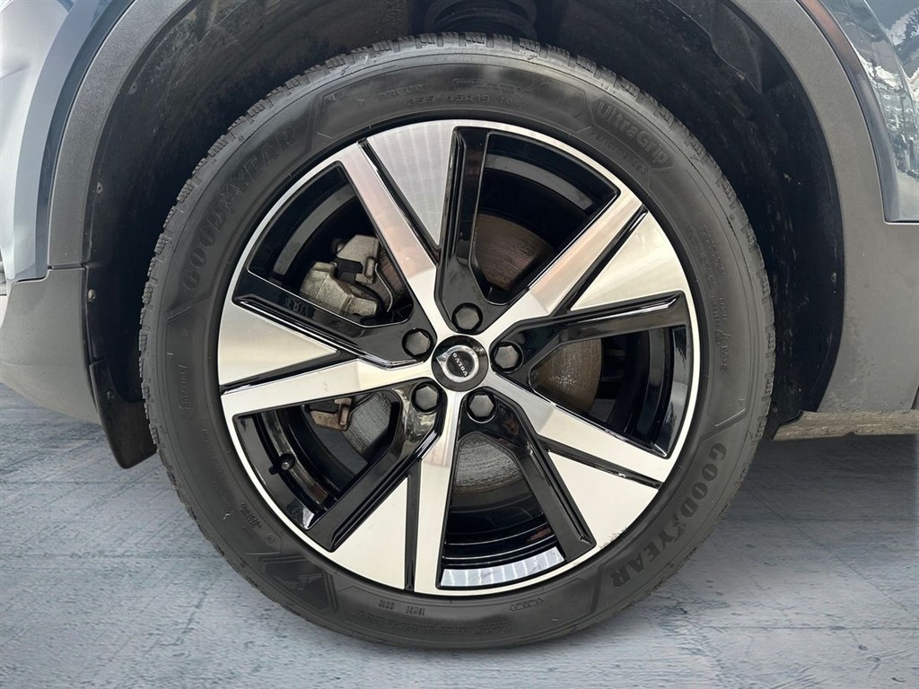 Volvo XC40 P8 Recharge Twin Ultimate AWD 408HK 5d Aut. - Image 10