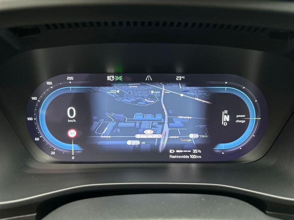 Volvo XC40 P8 Recharge Twin Ultimate AWD 408HK 5d Aut. - Image 12