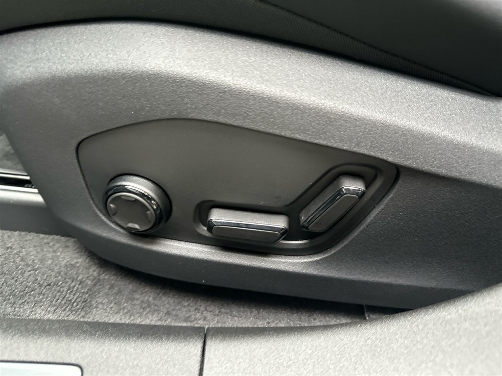 Polestar 4 EL LRSM Prime 272HK 5d Aut. - Image 19
