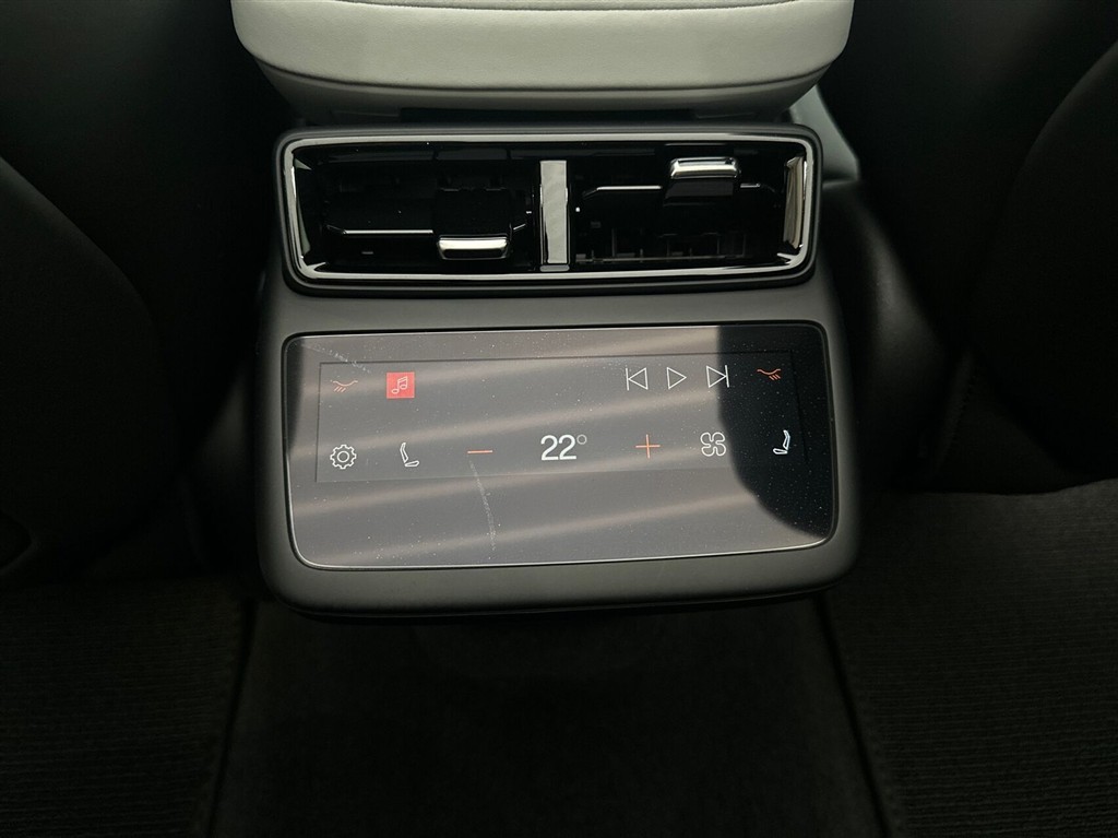 Polestar 4 EL LRSM Prime 272HK 5d Aut. - Image 23