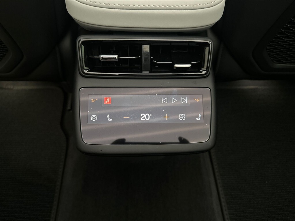 Polestar 4 EL LRSM Prime 272HK 5d Aut. - Image 24