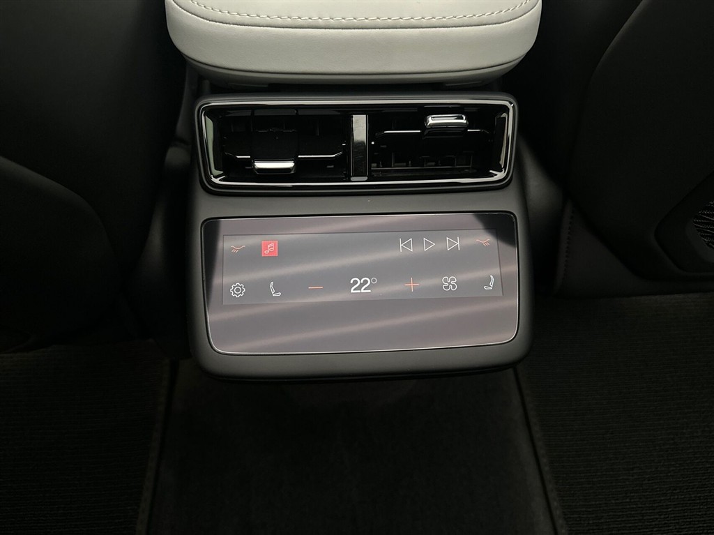 Polestar 4 EL LRSM Prime 272HK 5d Aut. - Image 24