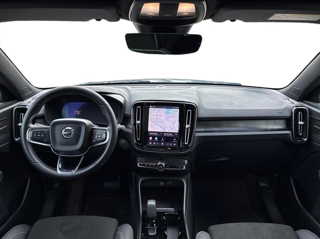 Volvo C40 P8 Recharge Twin Ultimate AWD 408HK 4d Aut. - Image 4