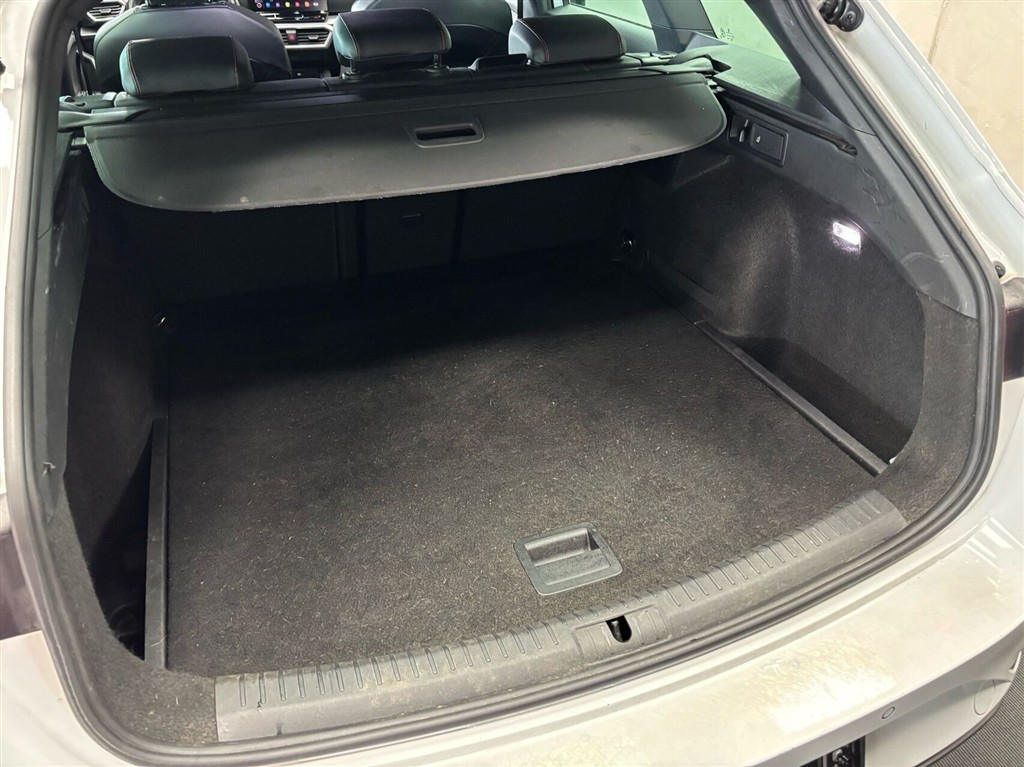 Seat Leon Sportstourer 1,5 e-TSI Mild hybrid FR DSG 150HK Stc 7g Aut. - Image 6