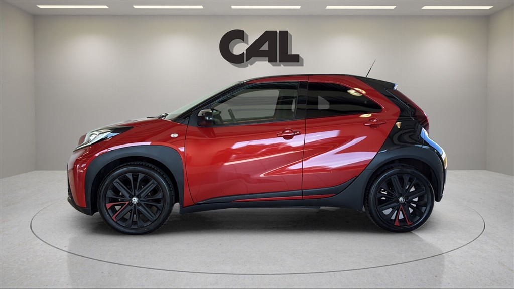 Toyota Aygo X 1,0 VVT-I Pulse Design 72HK 5d Aut. - Image 2
