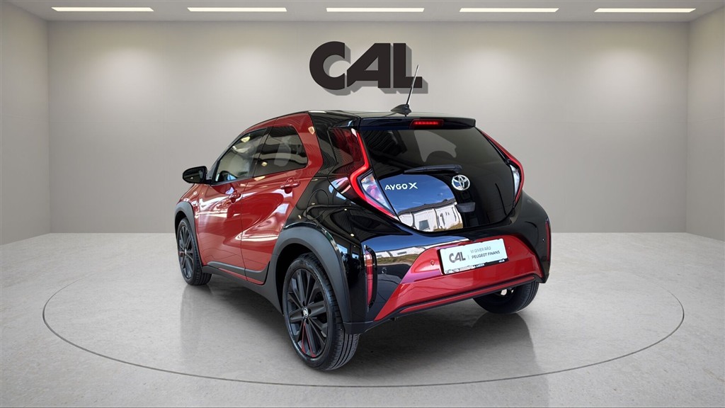 Toyota Aygo X 1,0 VVT-I Pulse Design 72HK 5d Aut. - Image 3