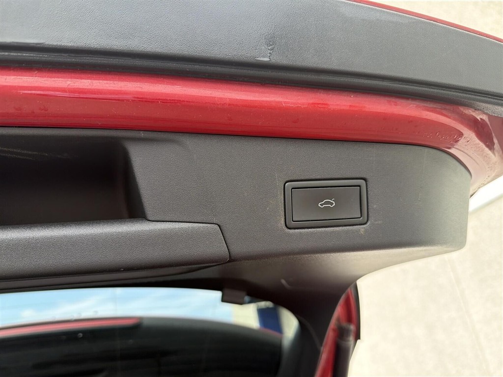VW ID.4 EL Pro Performance 204HK 5d Aut. - Image 9