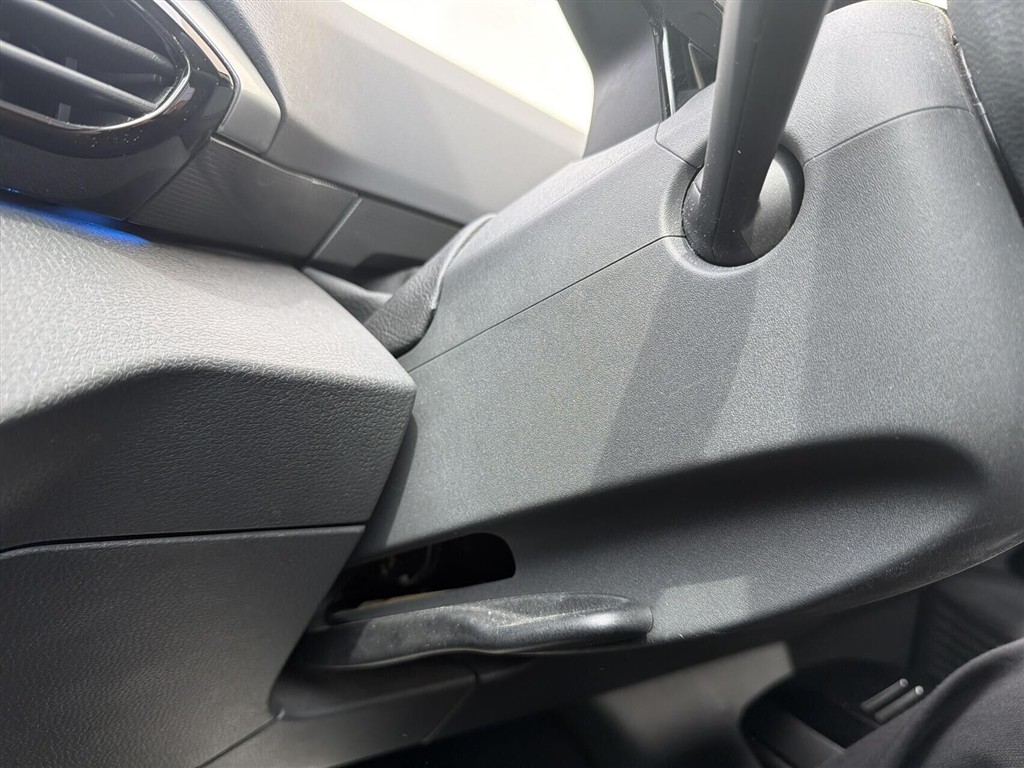 VW ID.4 EL Pro Performance 204HK 5d Aut. - Image 15