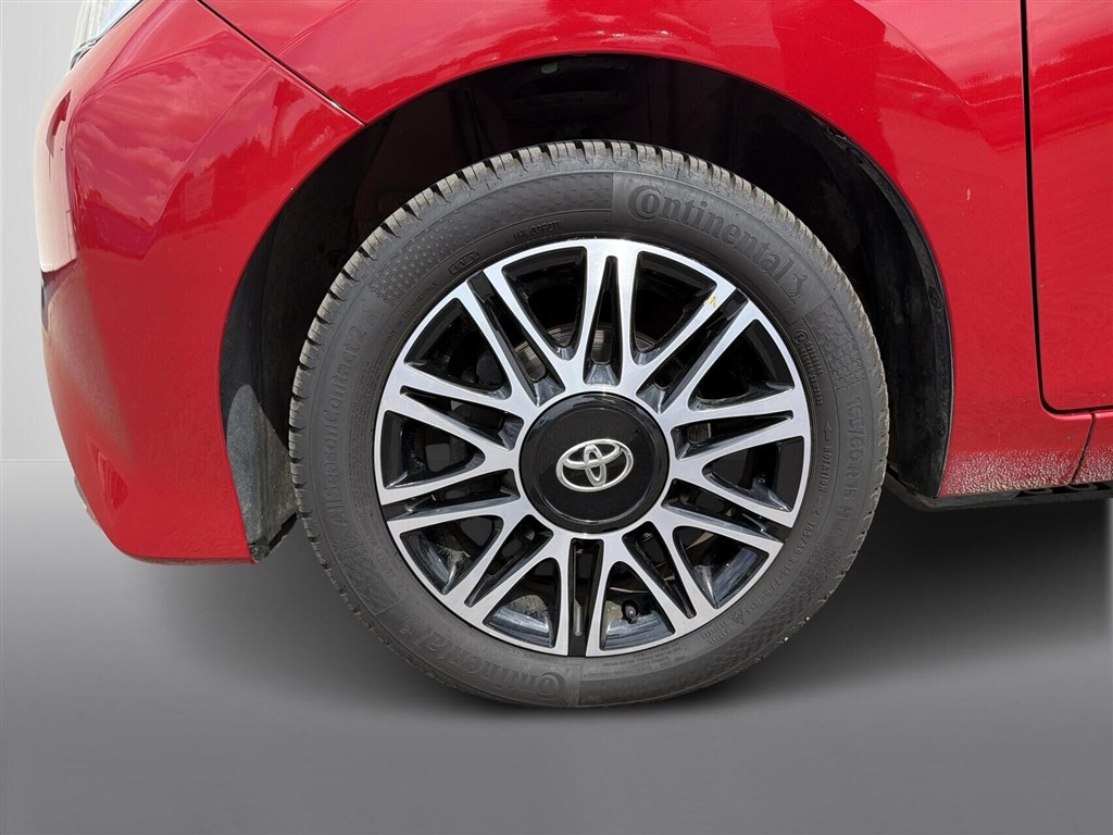 Toyota Aygo 1,0 VVT-I X-Clusiv X-Shift 72HK 5d Aut. - Image 9