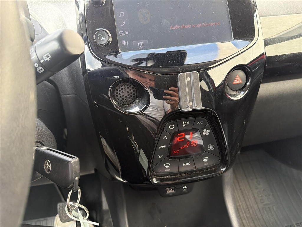Toyota Aygo 1,0 VVT-I X-Clusiv X-Shift 72HK 5d Aut. - Image 16