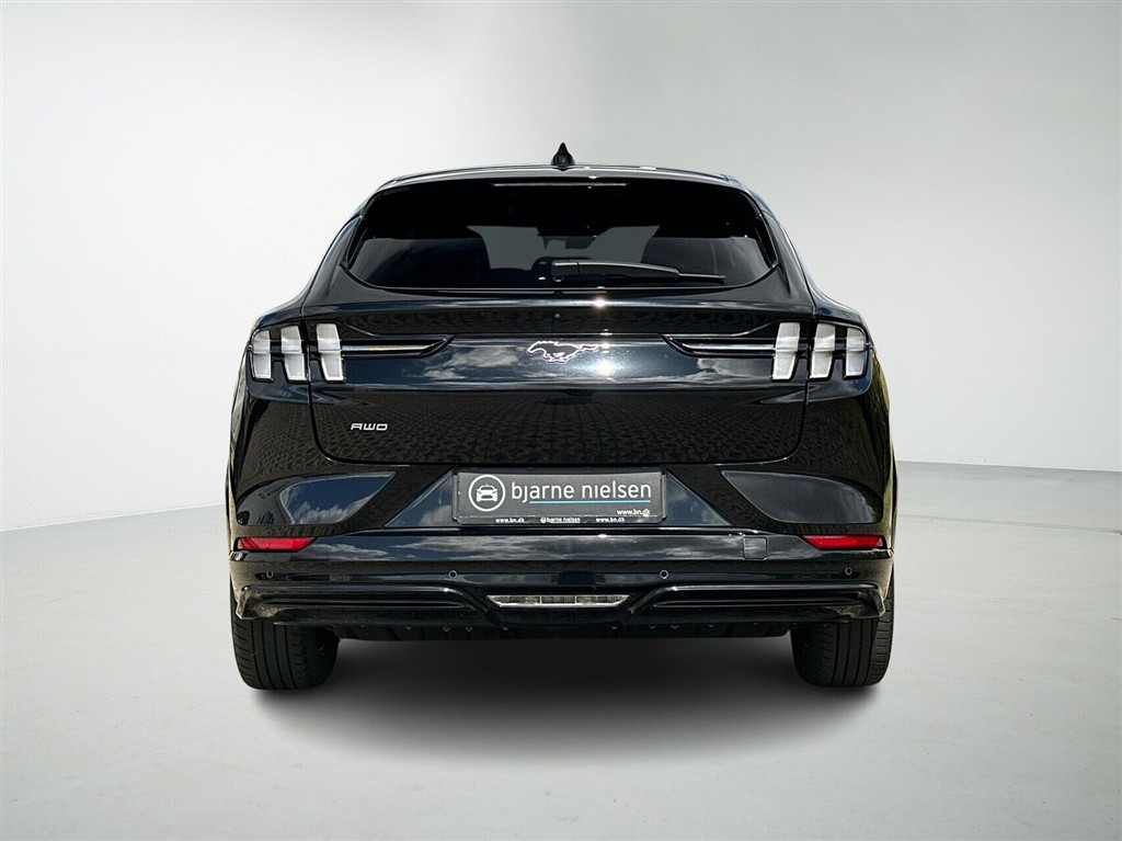 Ford Mustang Mach-E EL SR Premium AWD 269HK 5d Aut. - Image 7