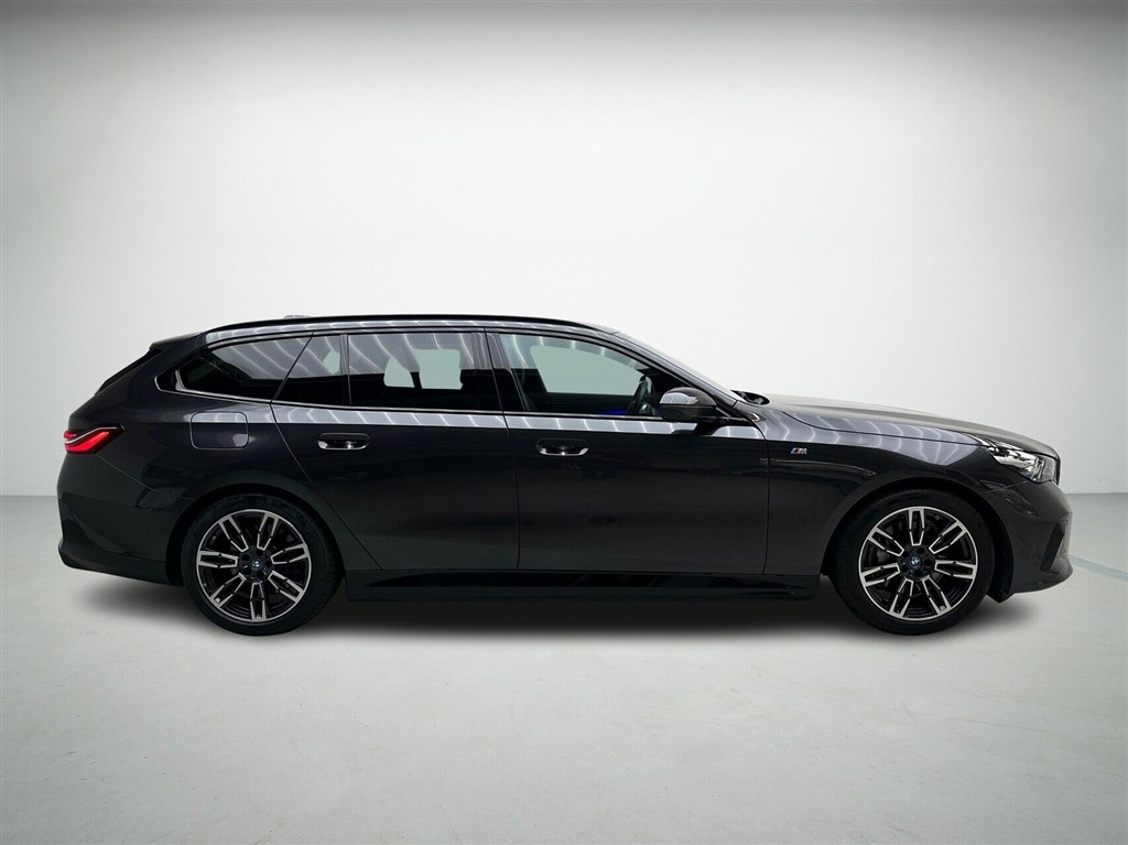 BMW i5 eDrive40 Touring EL M-Sport 340HK Stc Aut. - Image 6