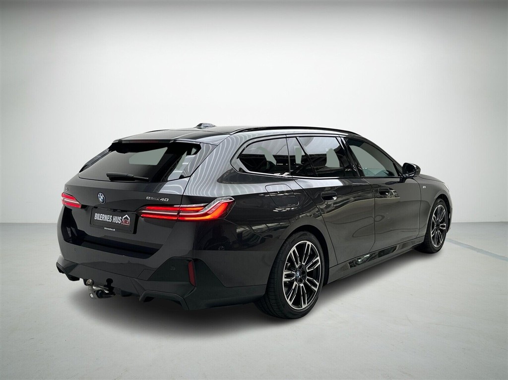 BMW i5 eDrive40 Touring EL M-Sport 340HK Stc Aut. - Image 2